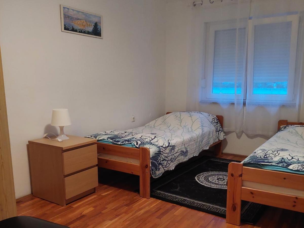 Apartmani Mujagic Batomalj Εξωτερικό φωτογραφία